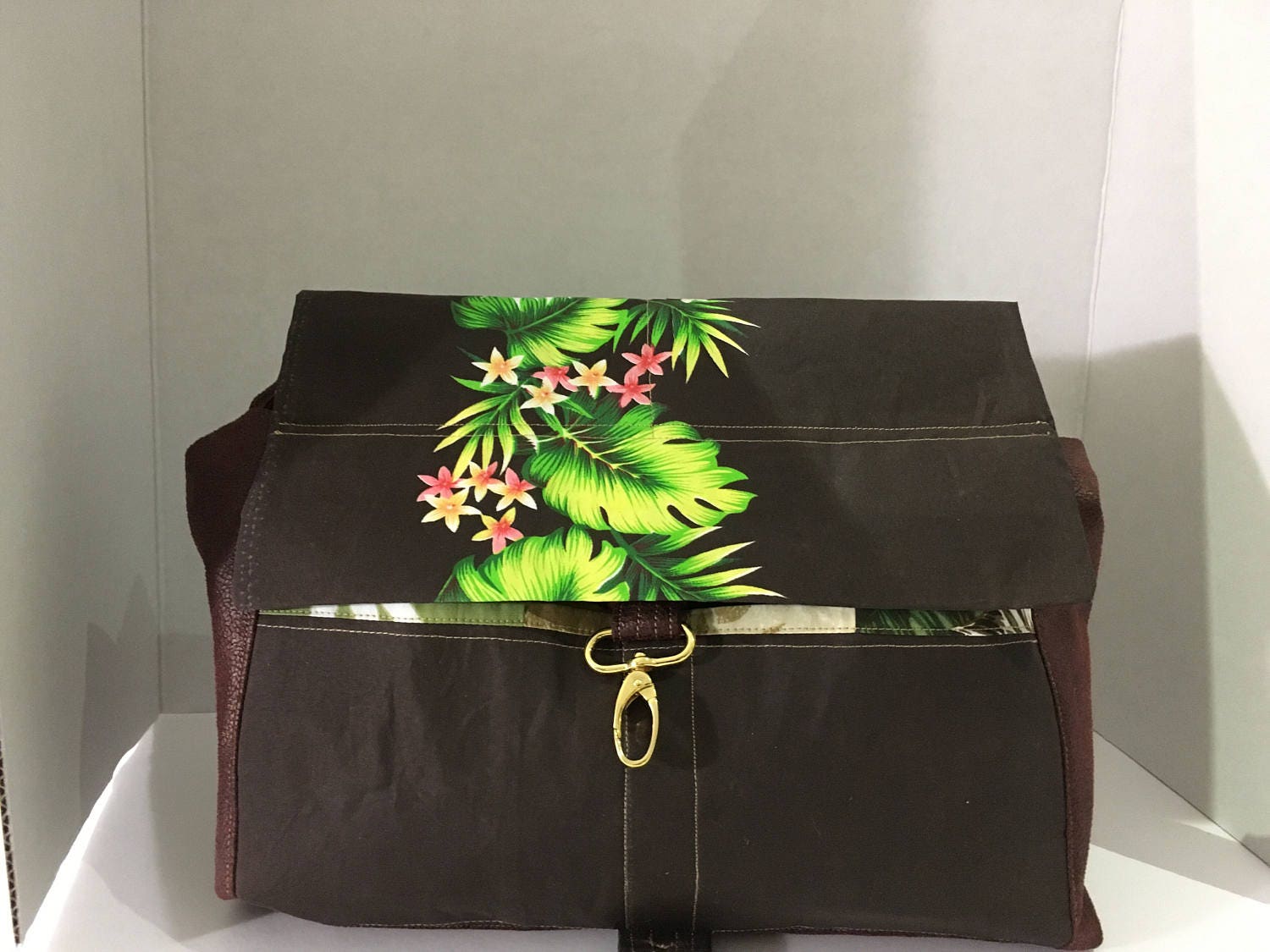 Paradise Mini Messengerbag von RaglandsIslandTotes