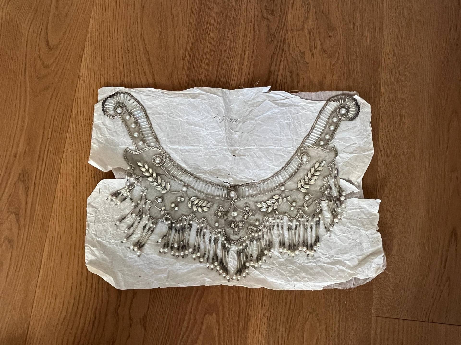 Antique Beaded Bodice Decoration For Ballgown von Ragslinenandlace