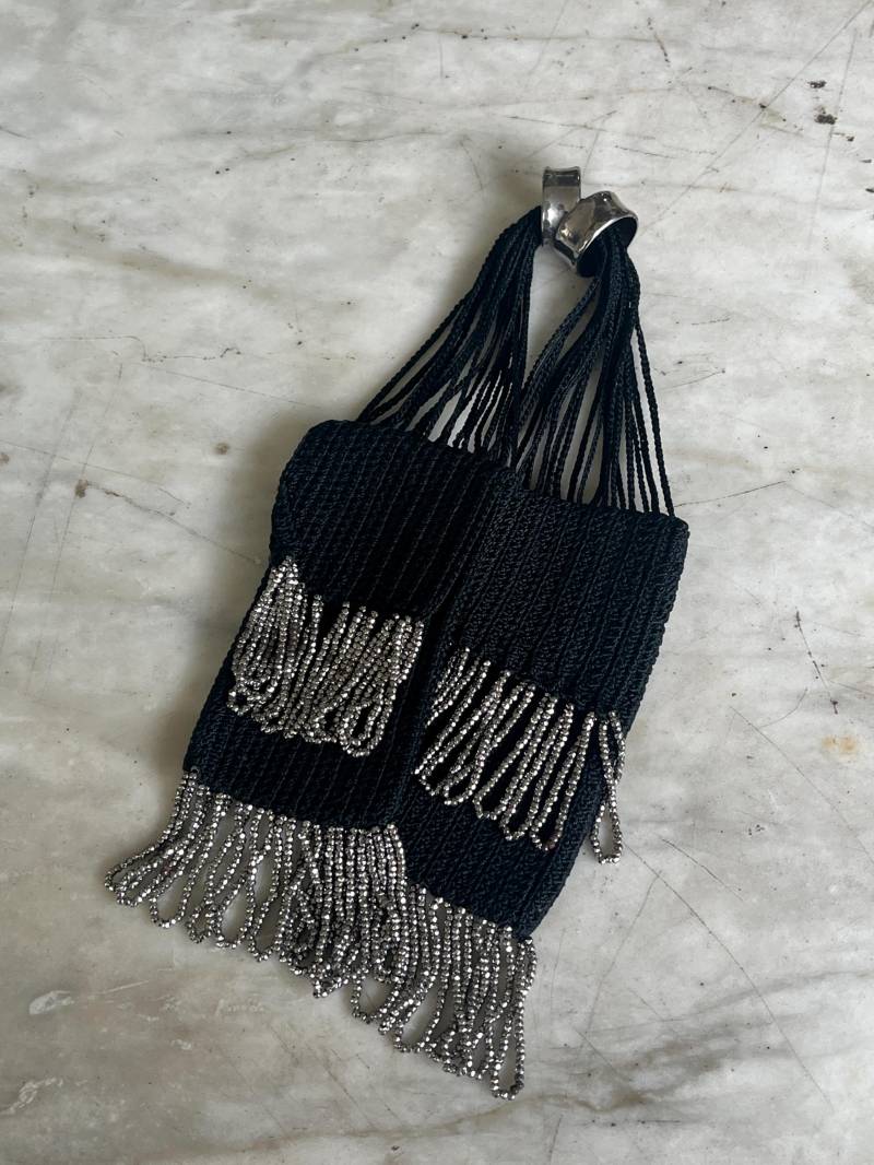 Antique Black Crocheted Steel Trim Miser Purse von Ragslinenandlace