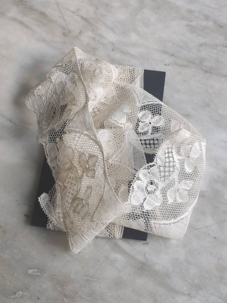 Copy Of Antique Bedfordshire Lace von Ragslinenandlace