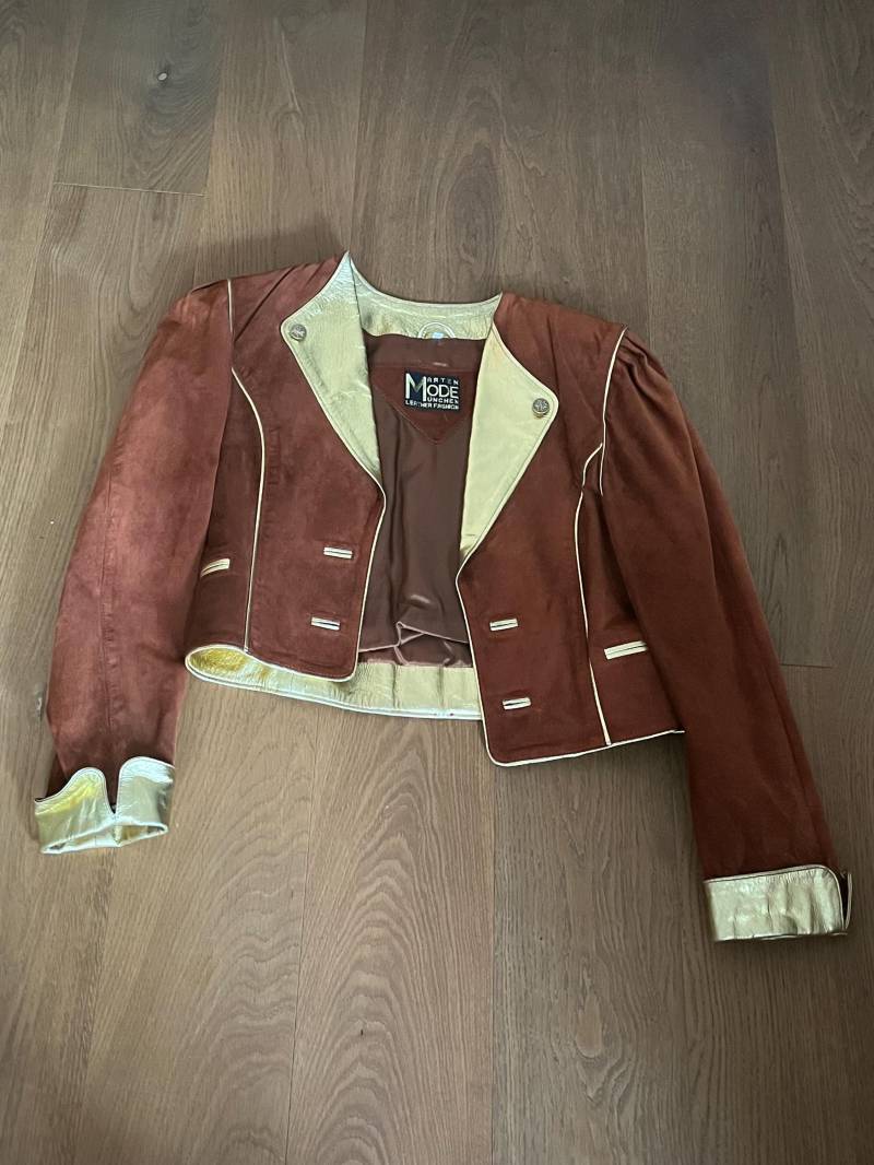 Vintage 1980S Suede Jacket Vintage 1980S Suede Jacket von Ragslinenandlace