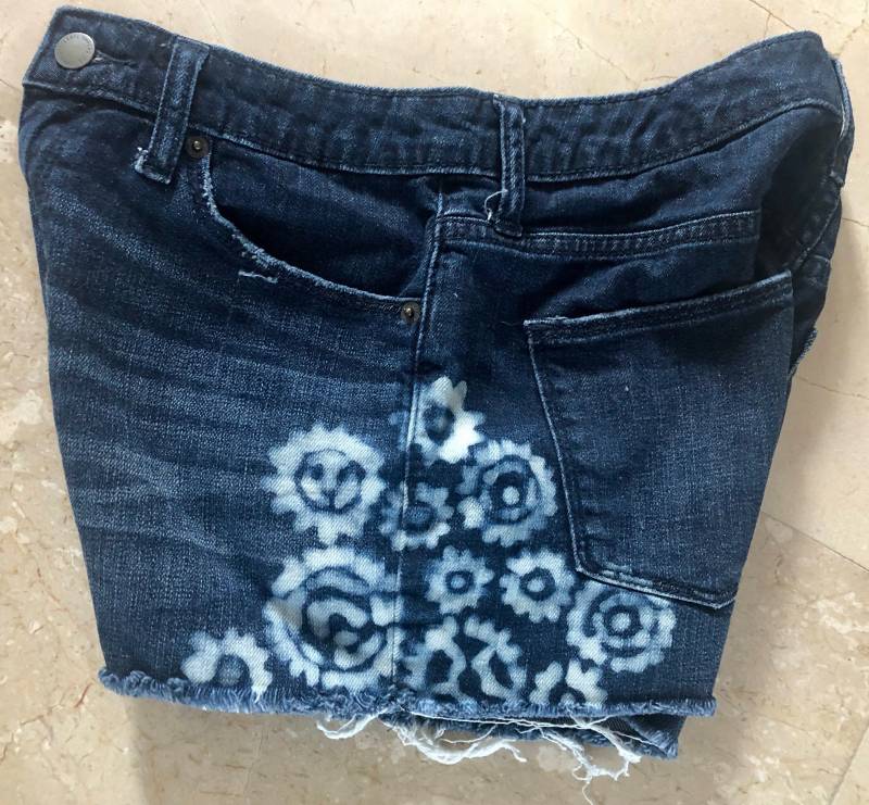 Geslizierte Jean Shorts Größe 4 Geslizierte Jean Shorts Größe 4 von Ragz2Bitches