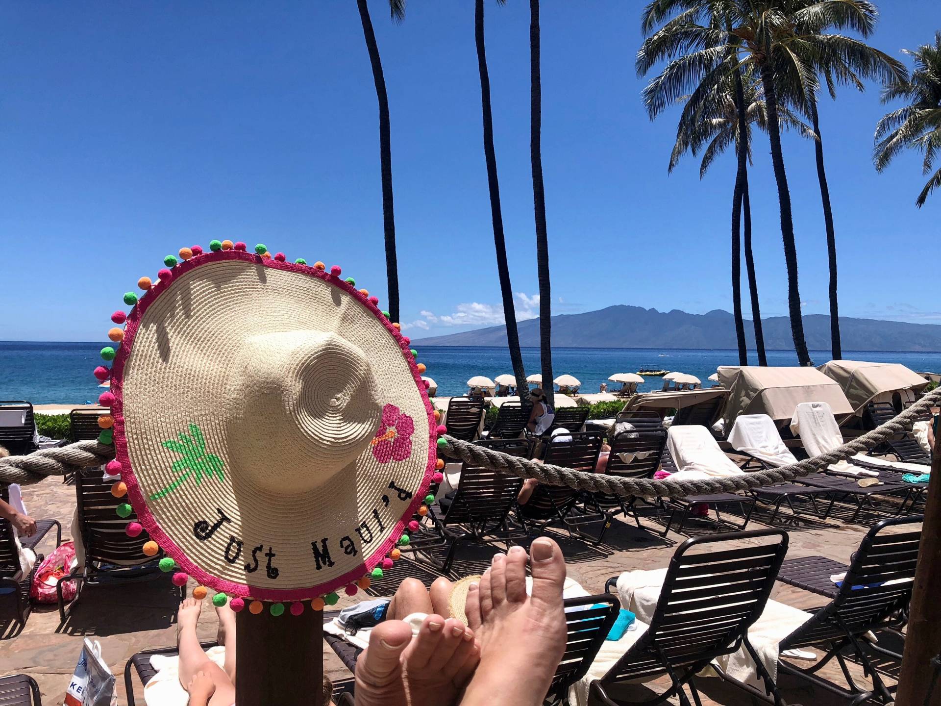 Nur Maui D Pom Strand Sonnenhut Nur Maui D Pom Strand Sonnenhut von Ragz2Bitches
