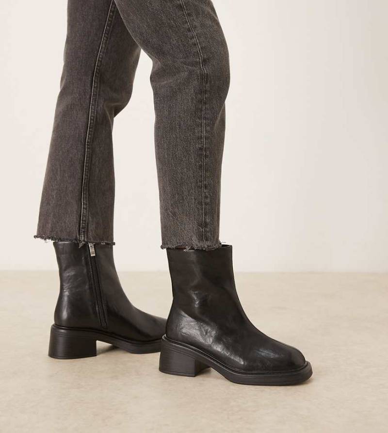 RAID Wide Fit - Eabha - Chelsea-Stiefel in Schwarz, weite Passform von Raid Wide Fit