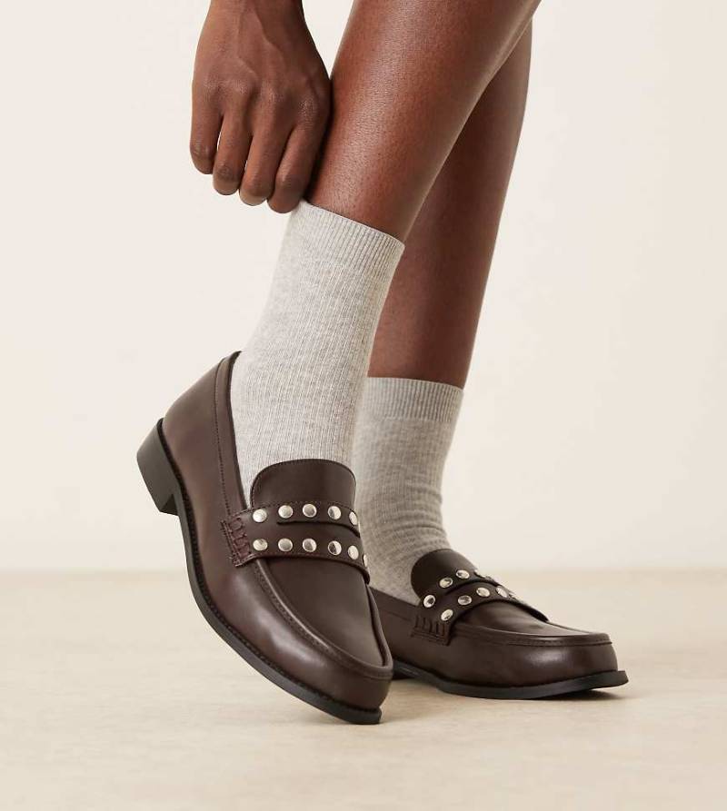 RAID Wide Fit - Ferney - Mit Nieten besetzte Loafer in Braun, weite Passform-Brown von Raid Wide Fit