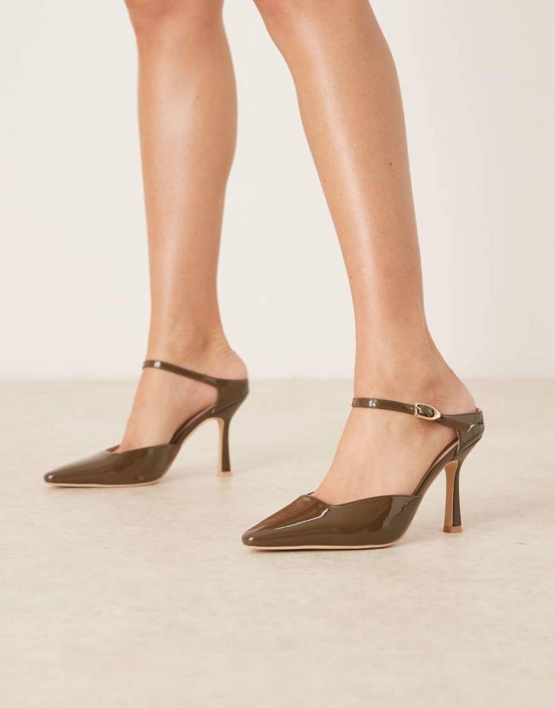 RAID - Harler - Stiletto-Schuhe in Lackoptik in Khaki mit Fersenriemchen-Grün von Raid