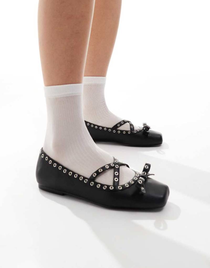 Raid - Halo - Ballerinas in Schwarz mit Ösendetail von Raid