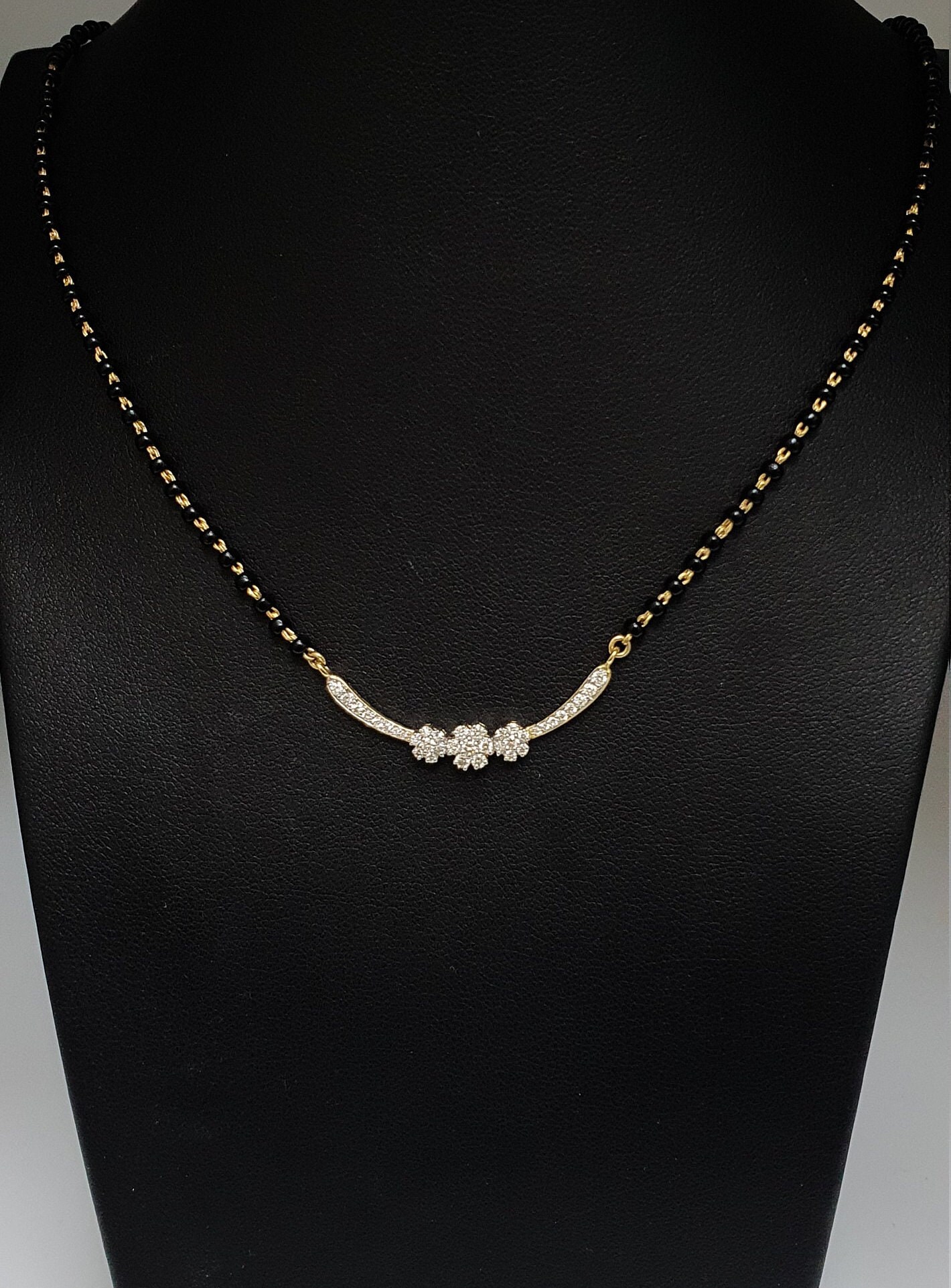 18K Gelbgold Cluster Diamant Mangalsutra Halskette 0, 50 Karat 18''zoll von RainaJewels