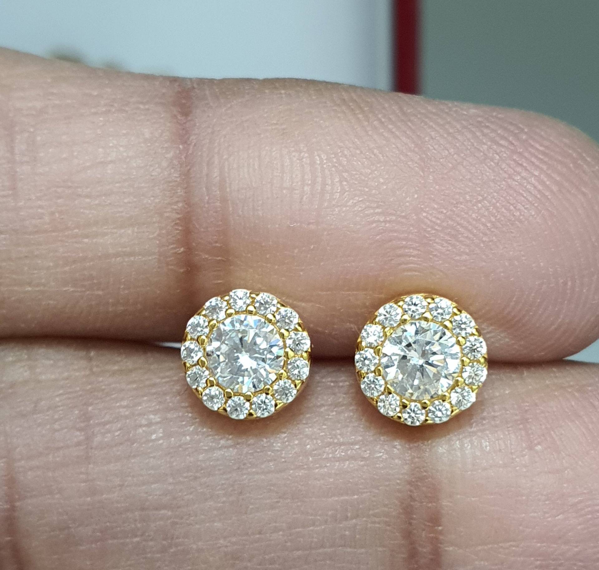 22Carat Gelbgold Zirkonia Ohrringe von RainaJewels