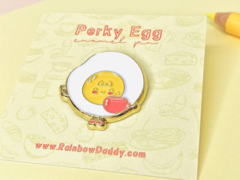 Frechen Ei Emaille Pin | Geschenk Abzeichen Anstecknadel Kawaii Essen Soft Enamel Frühstück Muttertags von RainbowDaddy