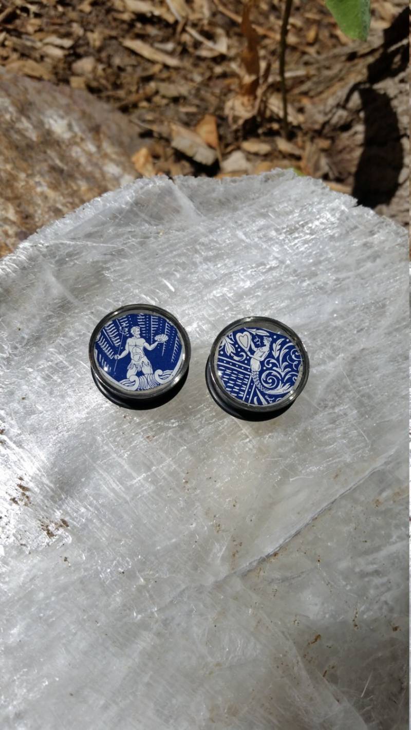 Meerjungfrau Und Poseidon Resin Plugs 7/8" von RainbowFishWorks
