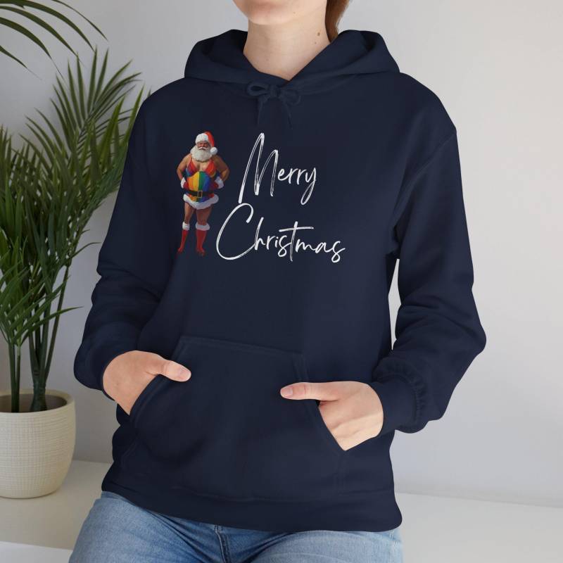 Merry Christmas Pride Santa Hoodie - Gay Weihnachtshoodie Regenbogen-Weihnachtsmann Unisex Hoodie, Lgbtq+ Geschenk, Winterpullover von RainbowPrideStudioCo