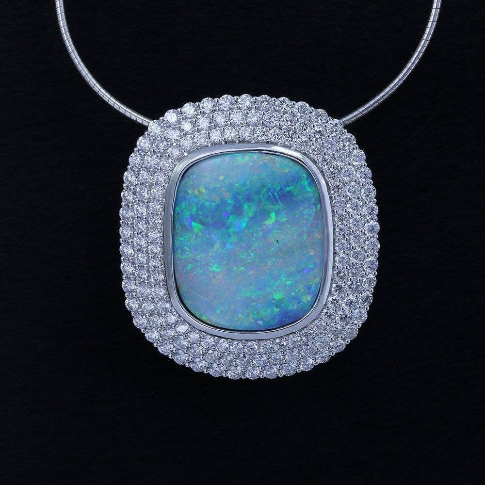 18K Weißgold Designer Opal Und Diamant Halo Anhänger Halskette Australian Artisan Jewelry P1862 von RainbowSapphires