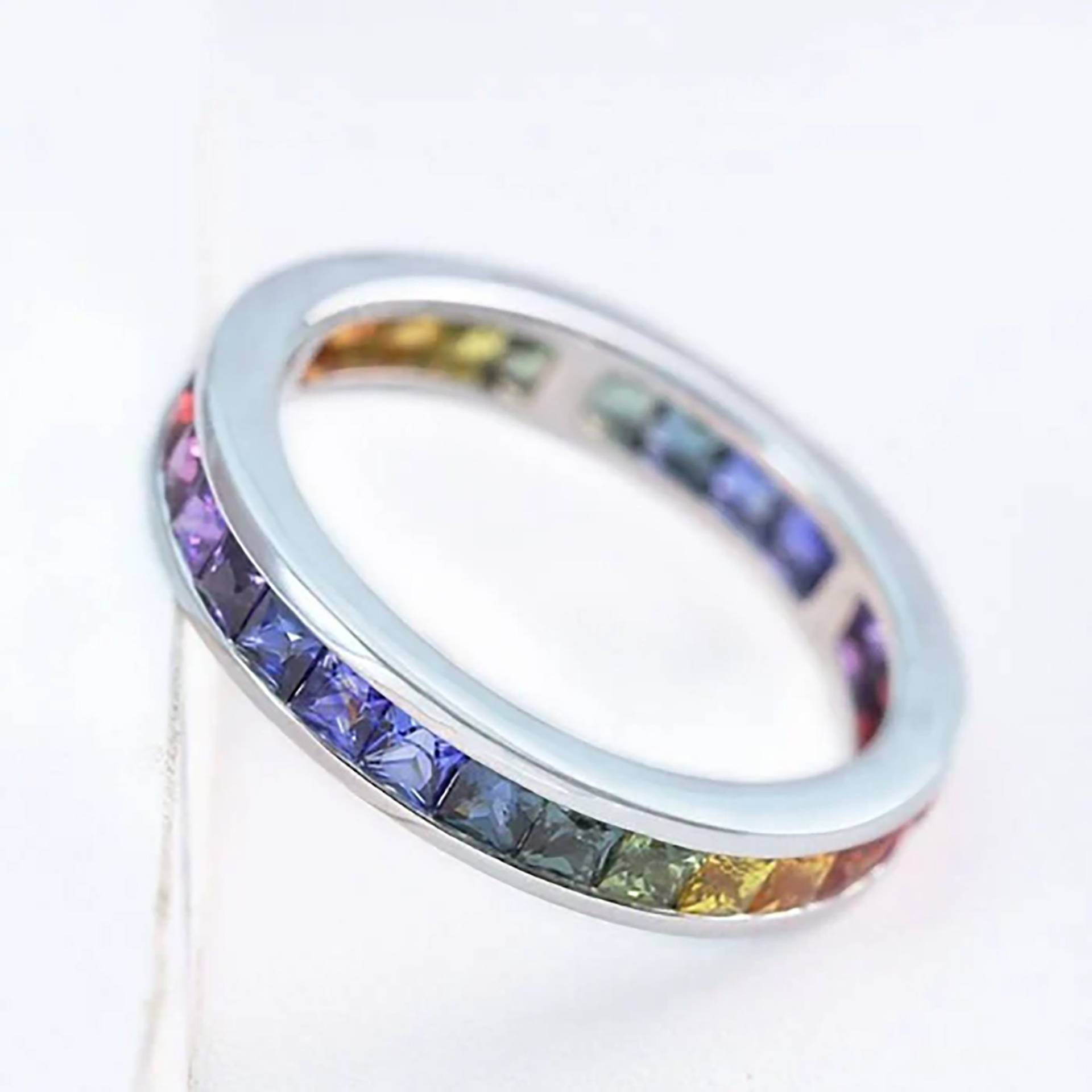 Instock Now Eternity Verlobungsring Größe 16 Us Nur 4.5 Ct Herrenring 14K Weißgold Band R2045_2.2mm Regenbogen von RainbowSapphires