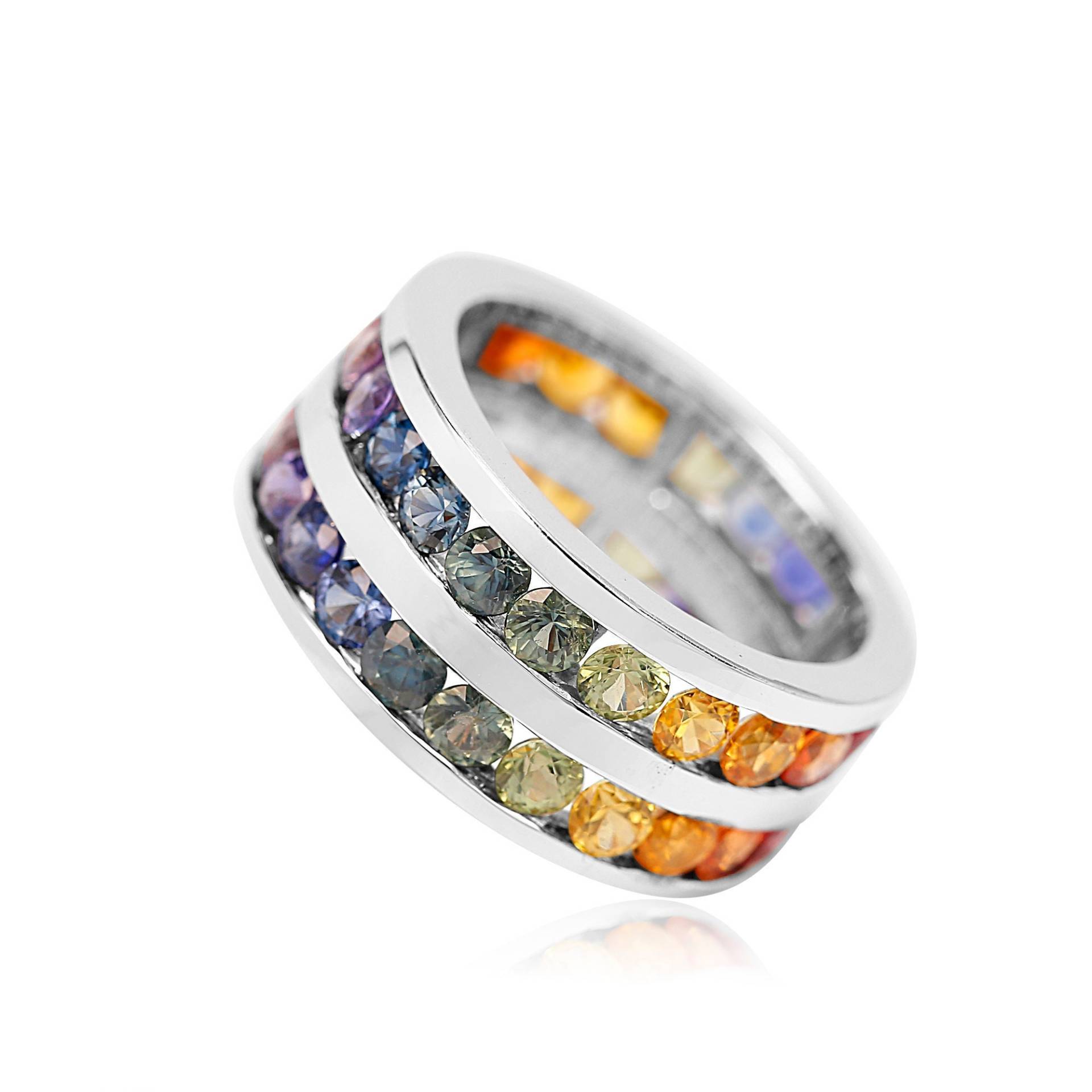 Saphir-Eternity-Band-Jubiläumsring, Passender Regenbogenring Für Paare, 8 Karat, 2, 5 Mm Rundschliff-Kanal-Set, Versprechensring R387-925 von RainbowSapphires