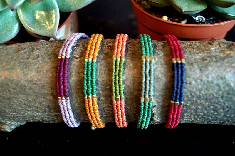Makramee Armband Elegant/Armband Makramee/Geknüpfte Armbänder/Freundschaftsarmband/Mikromakramee/Makramee Schmuck/Bohemian/Hippie Makramee Armband Elegant/Armband Makramee/Geknüpfte Armbänder/Freundschaftsarmband/Mikromakramee/Makramee Schmuck/Bohemian/Hippie von RainbowSoulDesign