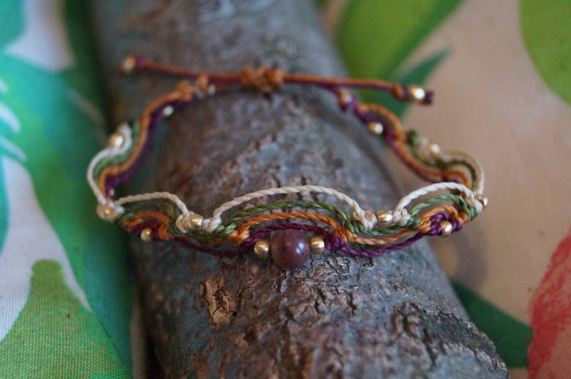 Mikromakramee/Freundschaftsarmband/Bohemian/Hippie/Geknüpfte Armbänder/Makramee Armband Mit Edelsteinperle/Armband Makramee/Makramee Schmuck Mikromakramee/Freundschaftsarmband/Bohemian/Hippie/Geknüpfte Armbänder/Makramee Armband Mit Edelsteinperle/Armband Makramee/Makramee Schmuck von RainbowSoulDesign