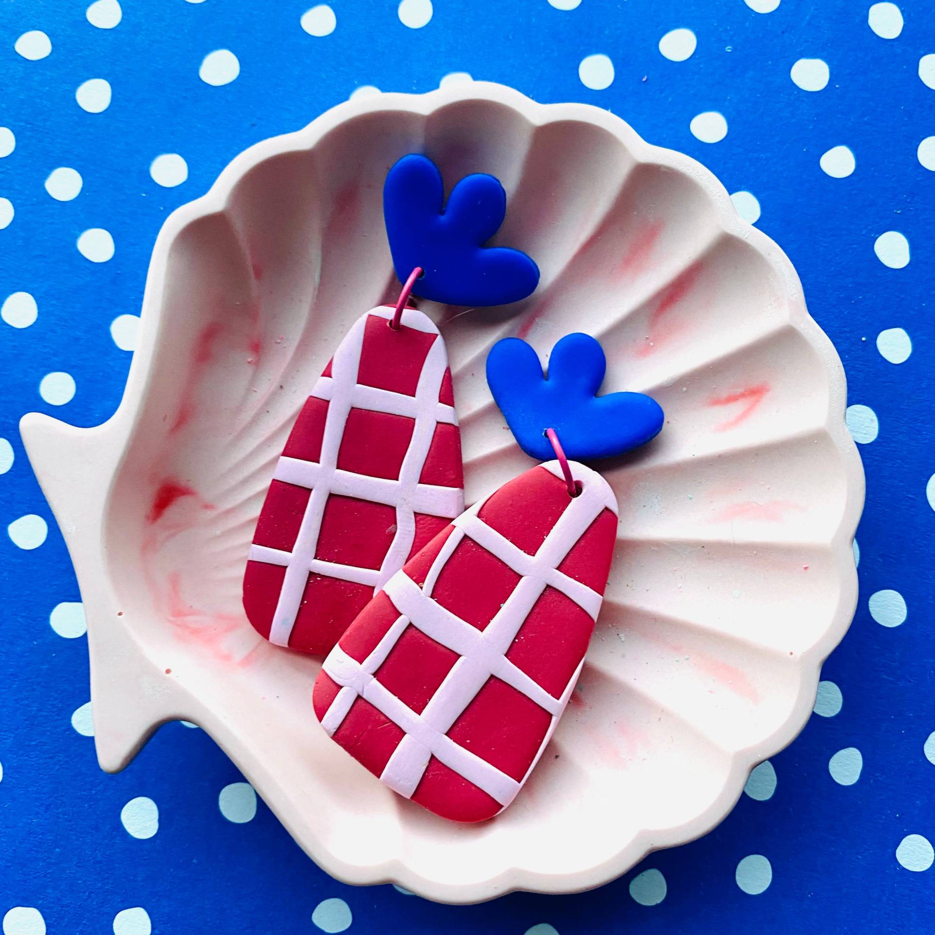 Rot Und Rosa Abstrakte Forme Polymer Clay Ohrringe von Rainbowrosemakes