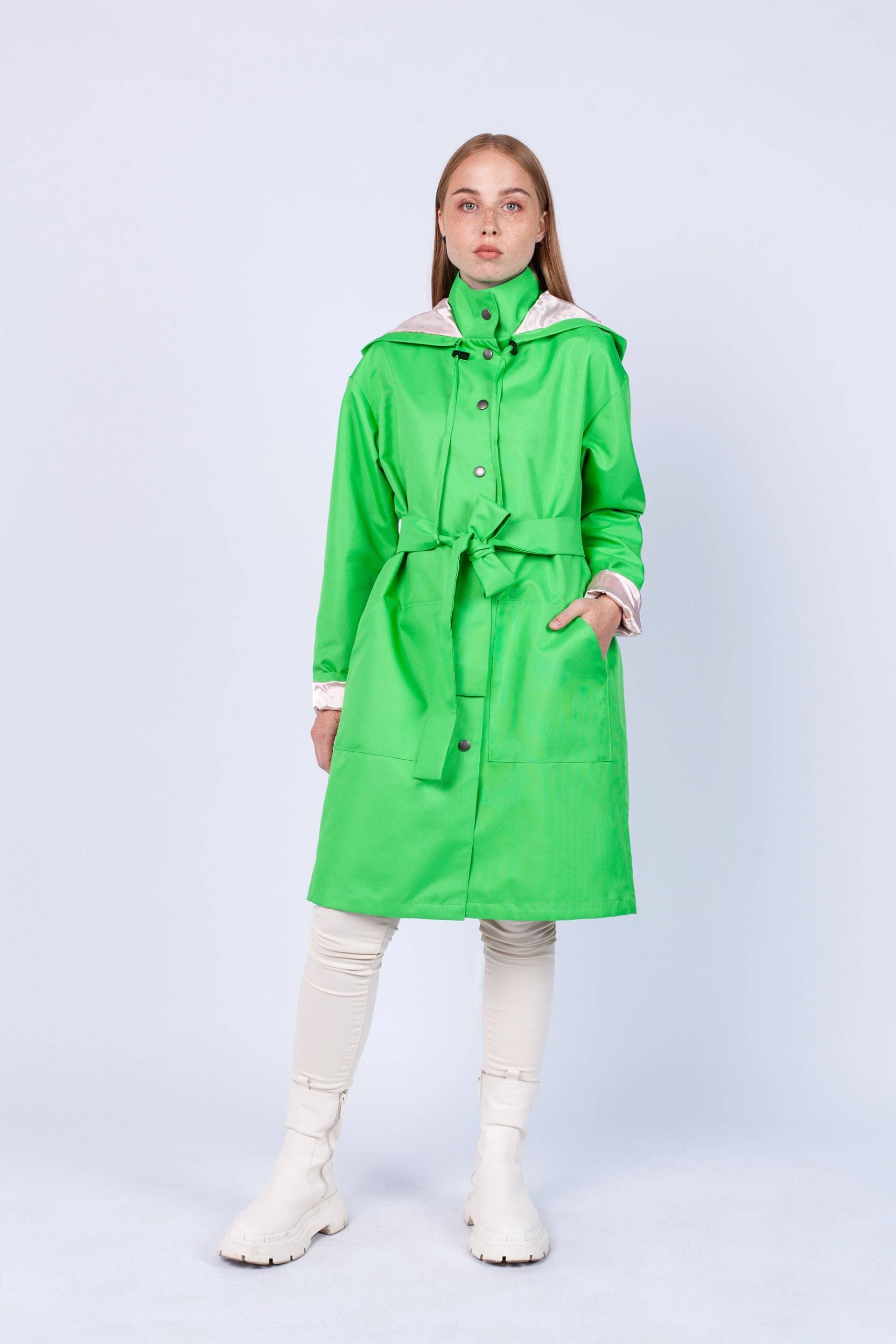 Frauen Bright Green Fashion Einzigartige Regenmantel Mit Gürtel "Honduras" 684 von RaincoatsToteBags