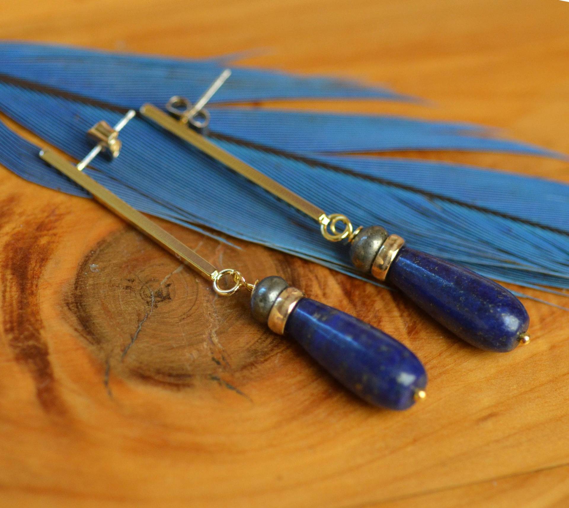 Lapislazuli Gold Bar Ohrringe. Indigo Blau Natürliche Lasurit Teardrop Post Posten Lapislazuli Gold Bar Ohrringe. Indigo Blau Natürliche Lasurit Teardrop Post Posten von RaindropsJewelry