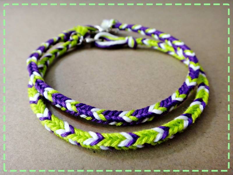 Halloween Paare Passende Armbänder Monster Glow in The Dark Bff Liebe Freundschaft Armband Pulsera De Pareja Grün Lila 2Er Set von RainieLoveThings