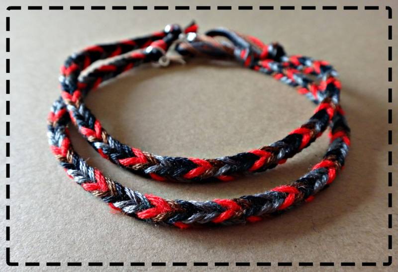 Paare Passendes Liebe Armband Handgemachte Bff Freundschaft Paar Armbänder Pulsera De Pareja 2Er Set Zombie Thema Rot Braun Schwarz Und Grau Paare Passendes Liebe Armband Handgemachte Bff Freundschaft Paar Armbänder Pulsera De Pareja 2Er Set Zombie Thema Rot Braun Schwarz Und Grau von RainieLoveThings