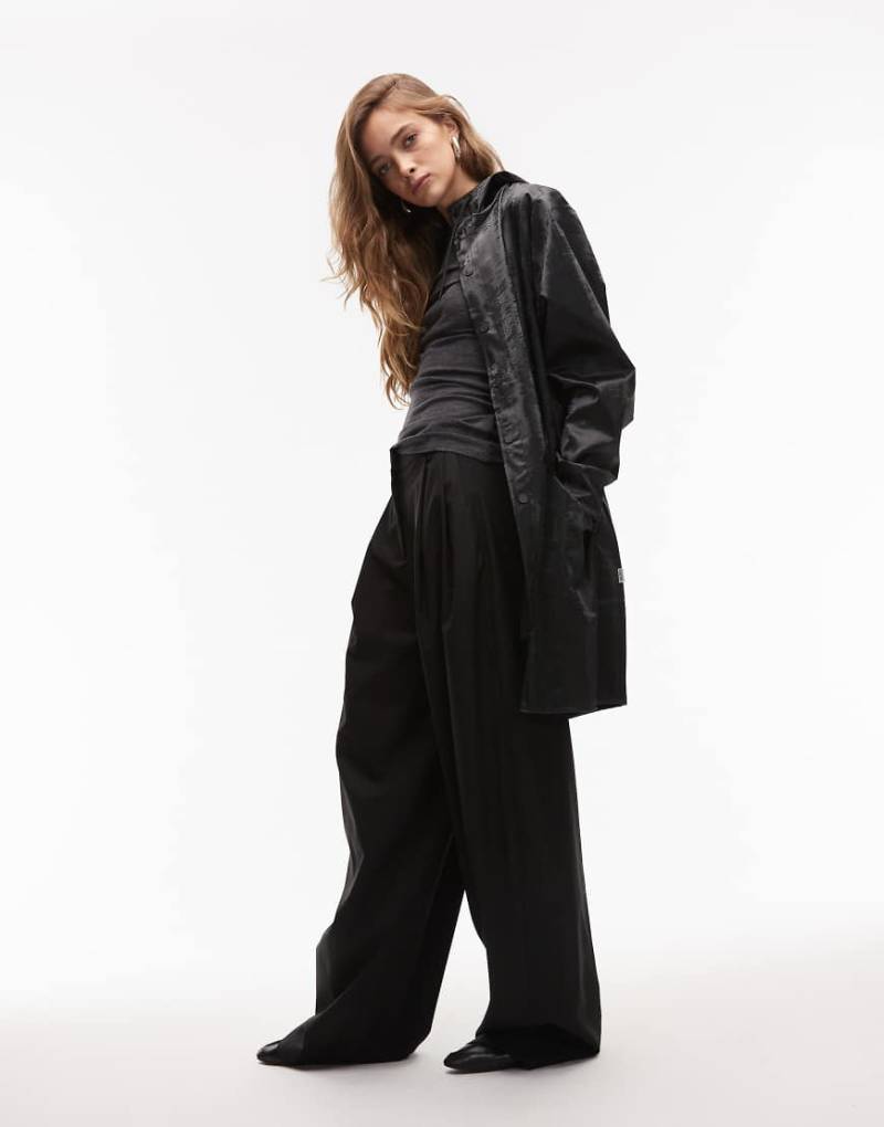 Rains - 12020 - Wasserdichte, lange Jacke in Schwarz mit Reißverschluss von Rains