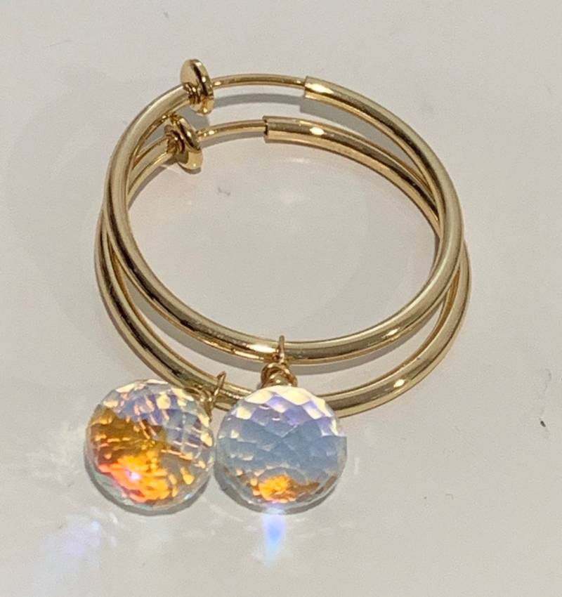 Goldene Clips An Creolen Mit Opalith Zwiebelchen Goldene Clips An Creolen Mit Opalith Zwiebelchen von RaisasTreasures
