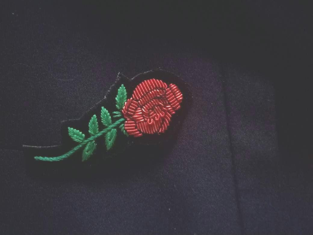 Gestickte Rote Rose von Rajouboutik