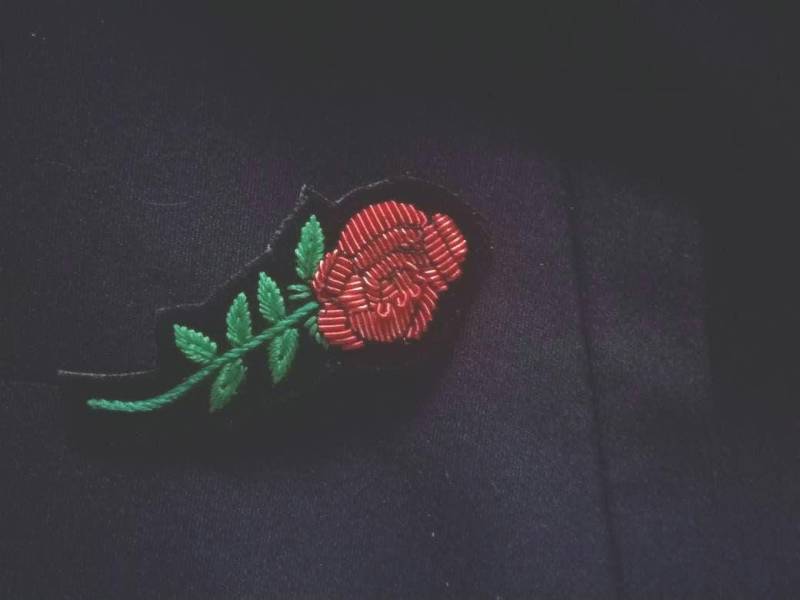 Gestickte Rote Rose von Rajouboutik