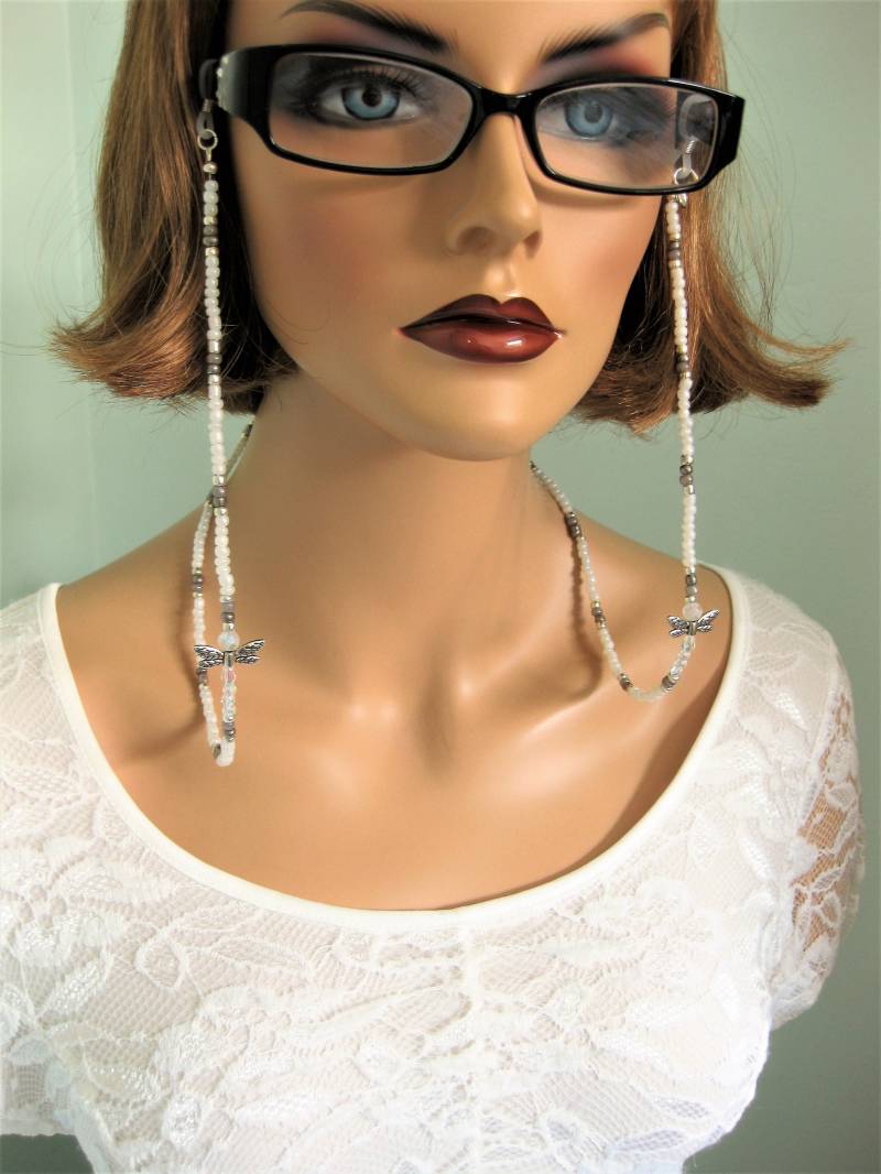 Brillenkette Mit Silberfarbenen Metall Libellenperlen Und Glasperlenkette von RalstonOriginals