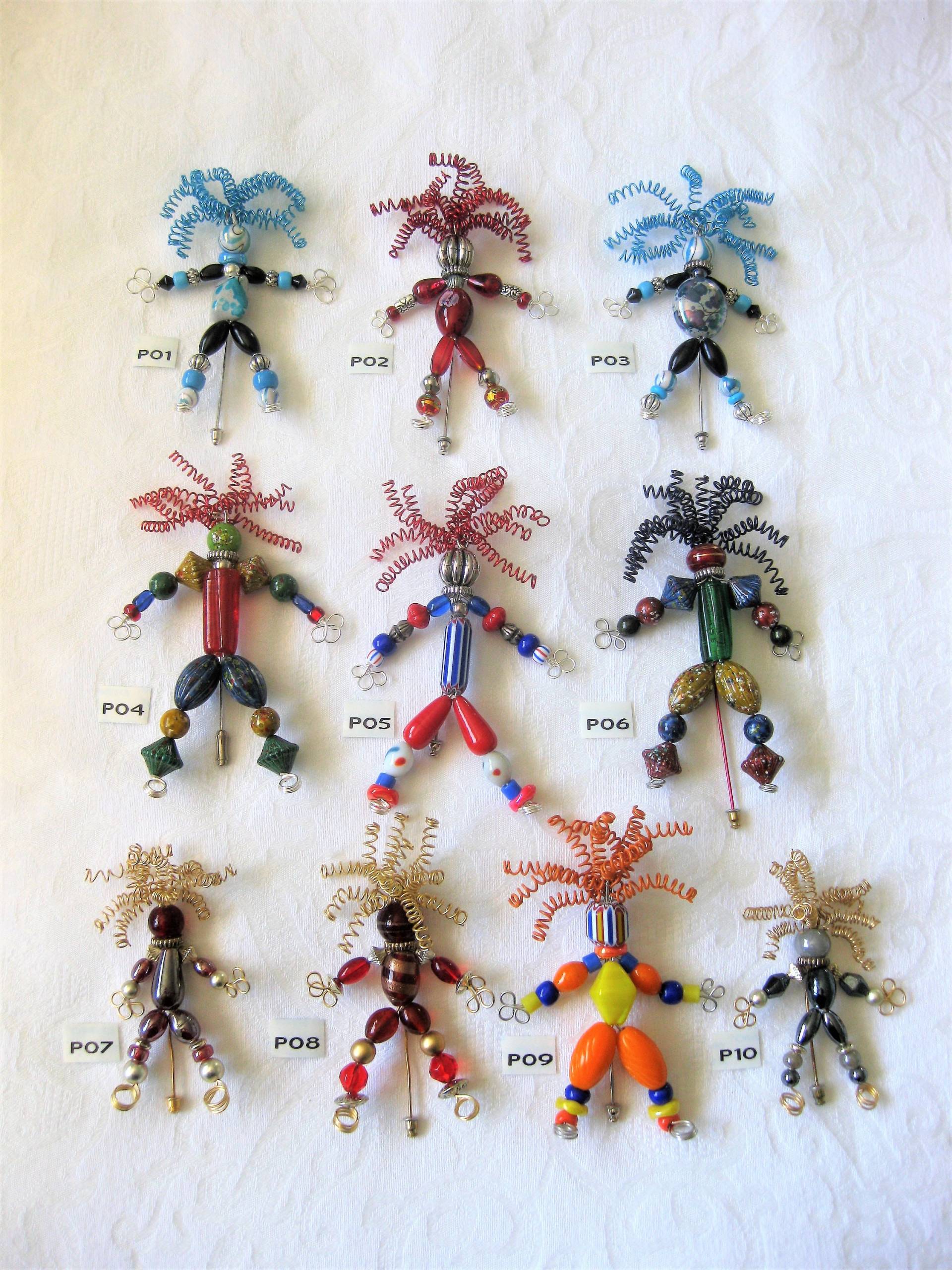 Bunte Perlen Stick Pins Mit Anhänger, Crazy Lady Brosche von RalstonOriginals