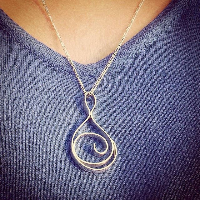 Silber-Schmuck. Silber Halskette Mit Damenanhänger. Geschenk Für Sie. Geschenk-Mama Silber-Schmuck. Silber Halskette Mit Damenanhänger. Geschenk Für Sie. Geschenk-Mama von RamixBijoux