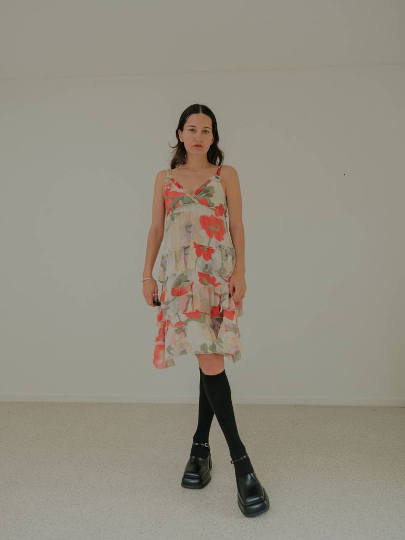 Vintage Chloe Seidenkleid Mit Rüschen Blumenmuster - 1990Er Jahre Sommerkleid Größe Xs von RamonasArchives