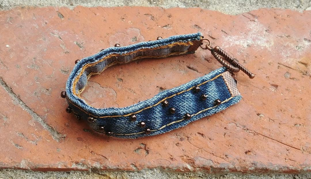Armband Denim Blue Jeans Armband, Perlen Schmuck, Country Western, Schmuck Aus Jeans, Boho Vintage W7 Armband Denim Blue Jeans Armband, Perlen Schmuck, Country Western, Schmuck Aus Jeans, Boho Vintage W7 von RanchoArt