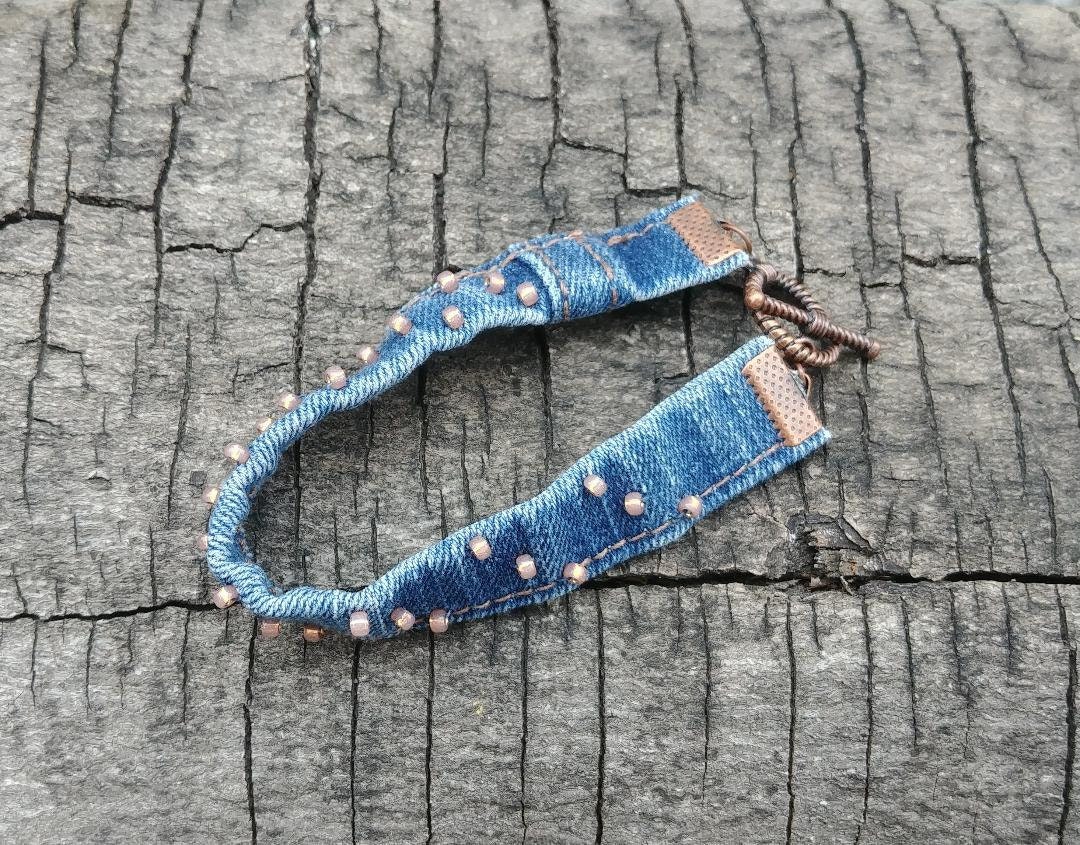 Armband Perlen Denim, Denim Armband, Jeans Recyceltes Landhaus Schmuck Manschettenarmband Blauer Baumwollstoff, Geschenk Für Sie21 Armband Perlen Denim, Denim Armband, Jeans Recyceltes Landhaus Schmuck Manschettenarmband Blauer Baumwollstoff, Geschenk Für Sie21 von RanchoArt