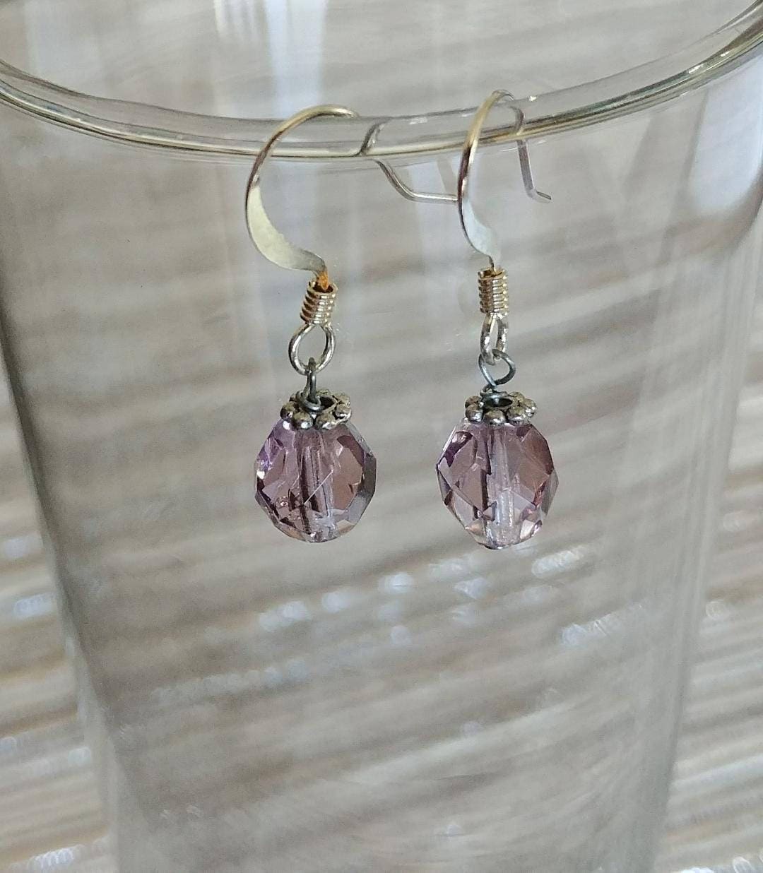 Ohrringe Lavendel Glasperlen, Klein, Perlen Schmuck, Lavendel, Bunte Ohrringe, Geschenk Für Sie Be9 Ohrringe Lavendel Glasperlen, Klein, Perlen Schmuck, Lavendel, Bunte Ohrringe, Geschenk Für Sie Be9 von RanchoArt