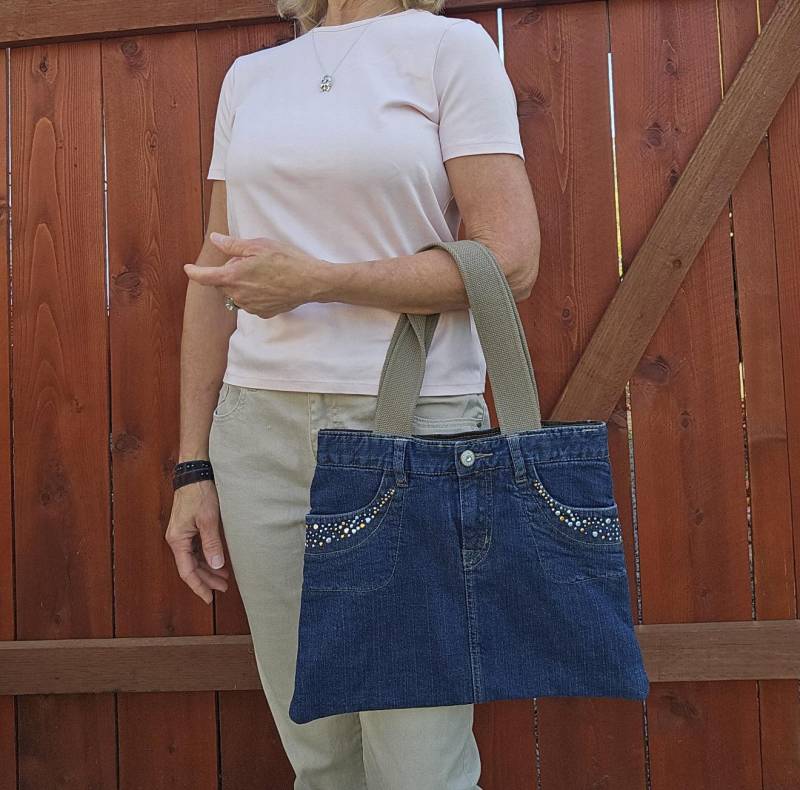 Umhängetasche Denim, Handtasche Upcycled Jeans Geldbörse, Blaue Mit Glitzer, Reisetasche, Recycelt, Geldbörse Strass, D132 Umhängetasche Denim, Handtasche Upcycled Jeans Geldbörse, Blaue Mit Glitzer, Reisetasche, Recycelt, Geldbörse Strass, D132 von RanchoArt