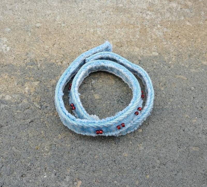 Wickelarmband Denim, Armband Jeans Blau, Upcycled Schmuck Rotweinperlen, Recycelt Jeans, Geschenk Für 27 Wickelarmband Denim, Armband Jeans Blau, Upcycled Schmuck Rotweinperlen, Recycelt Jeans, Geschenk Für 27 von RanchoArt