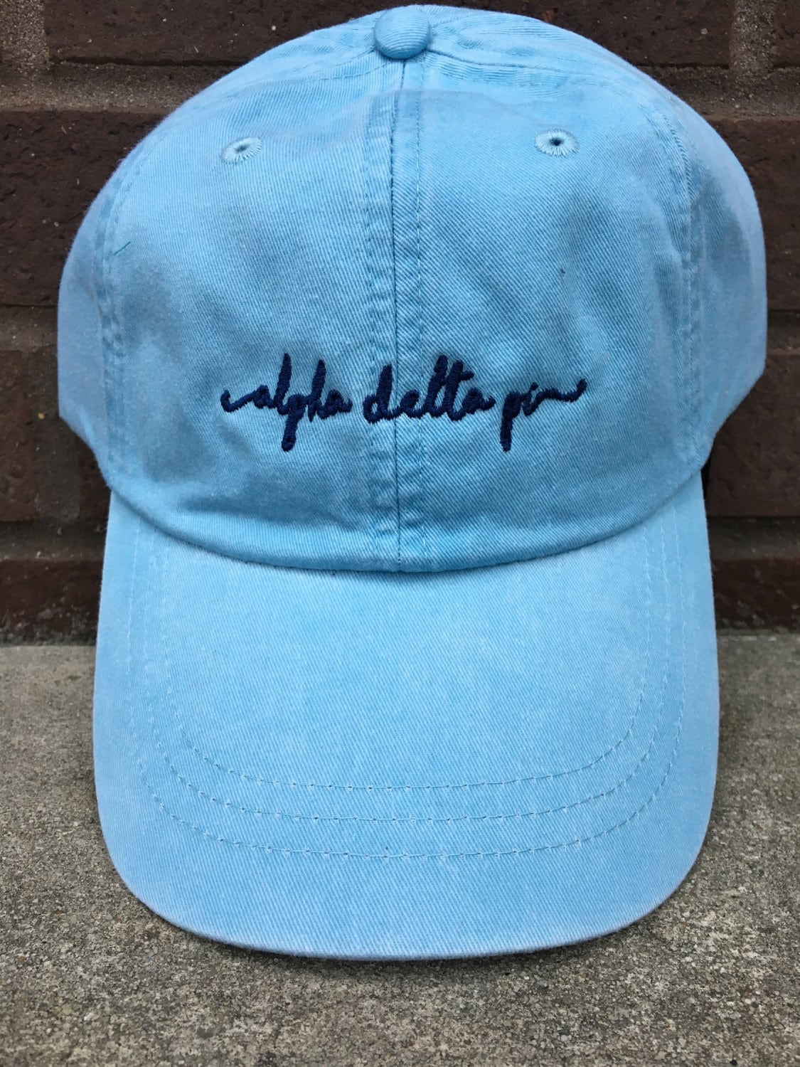 Bestickte Alpha Delta Pi Baseballkappe Mit Handschrift - Offiziel Lizensierte Adpi Kappe Sorority Hat von RandDDesignsILM