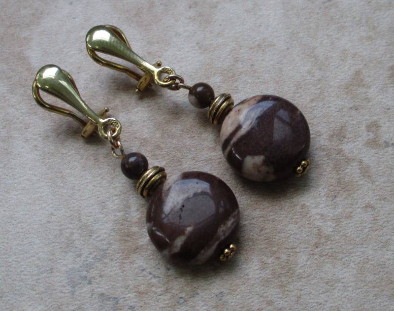 Braune Ohrclips | Zebra Jaspis Münzförmige Stein von RandallVDesigns