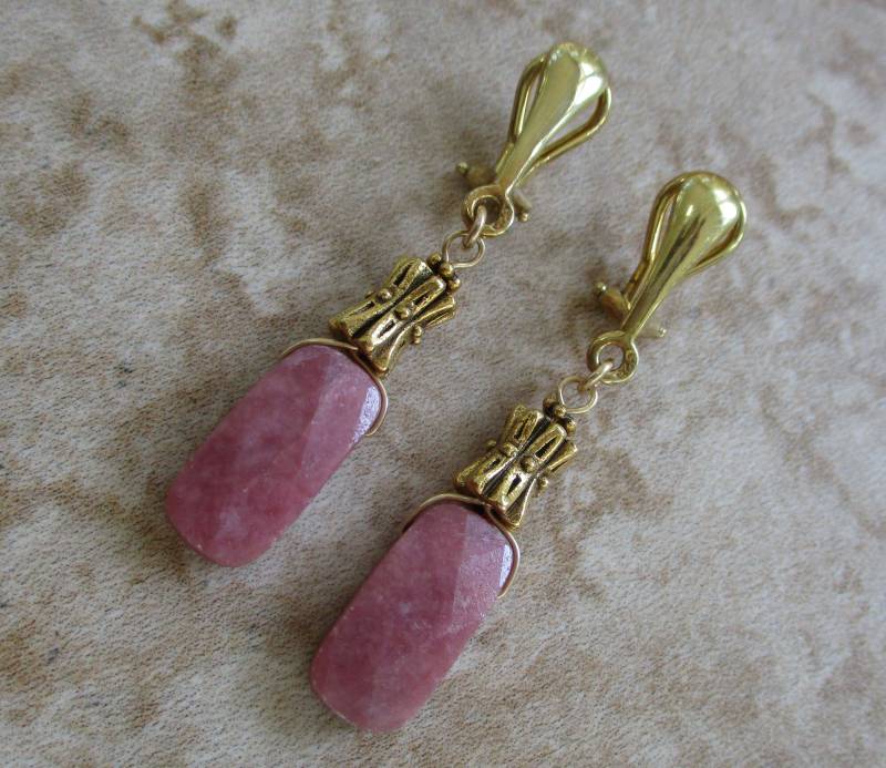 Pinke Ohrclips | Rosa Stein Rhodonit von RandallVDesigns