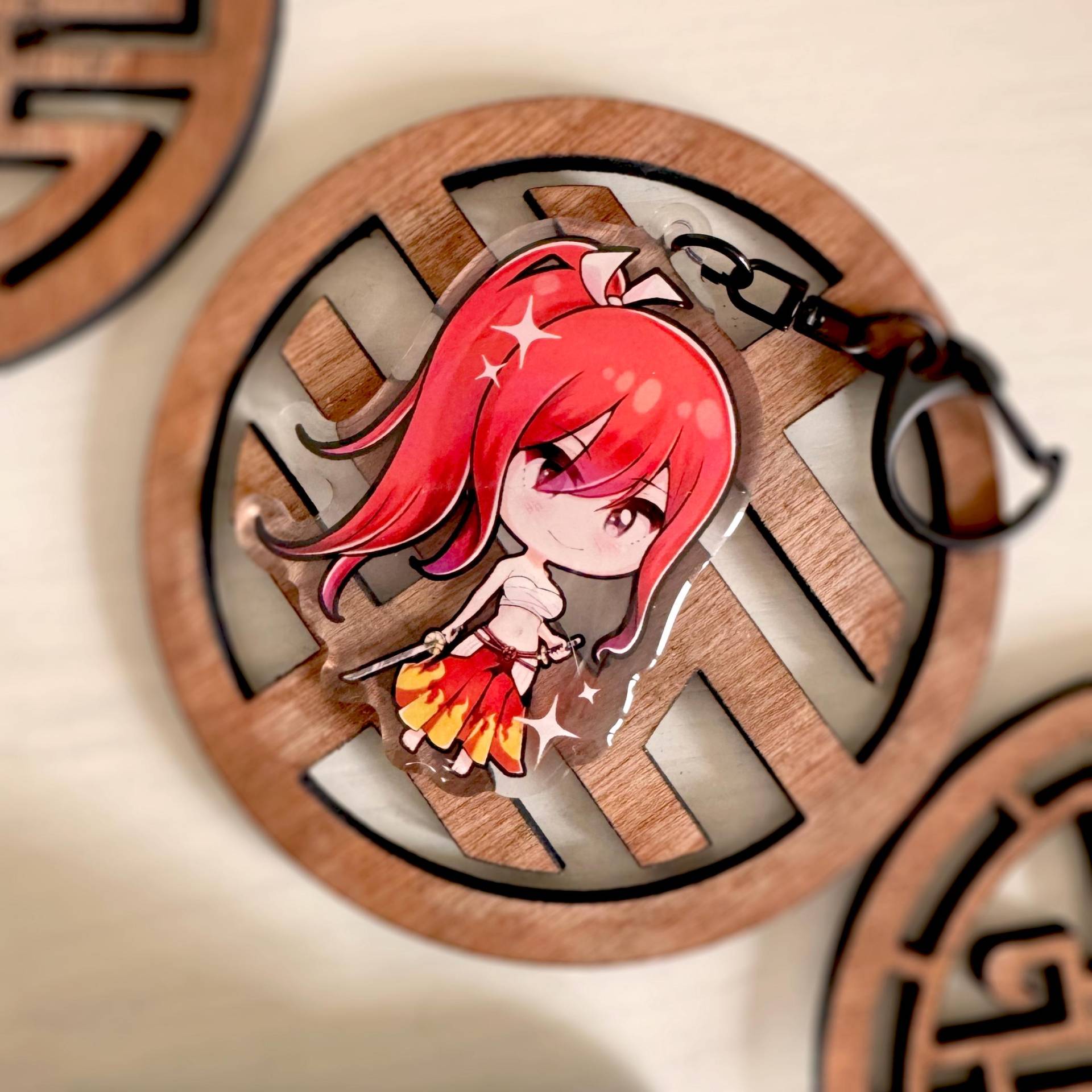 Eza Scarlet - Fairy Tail Chibi Acryl Schlüsselanhänger von RaneaArt