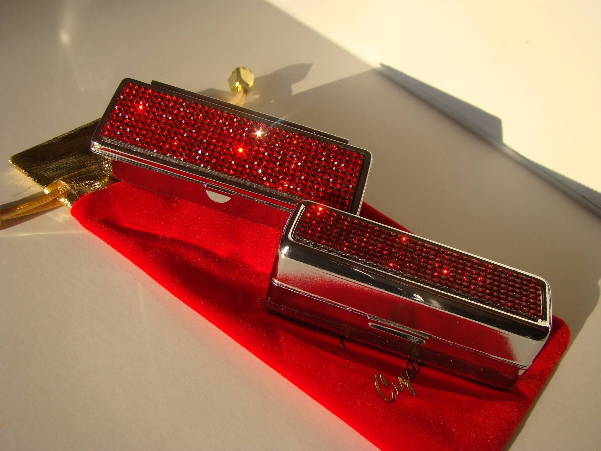 Lippenstift Fall Mit Spiegel, Box, Halter, Rote Siam Diamant Strass Kristalle Lippenstift Fall Mit Spiegel, Box, Halter, Rote Siam Diamant Strass Kristalle von RangseeCrystalCases