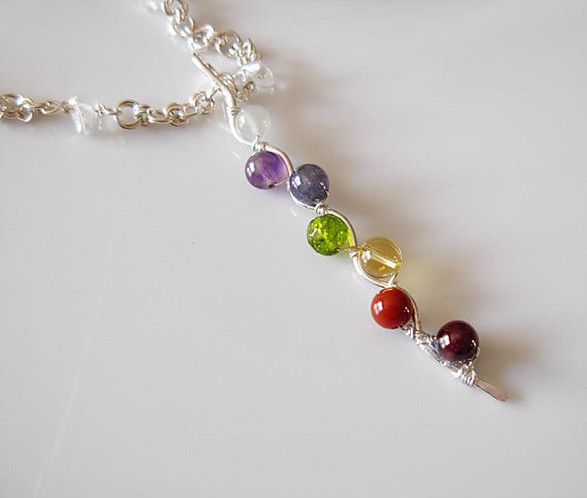 Kundalini Ausgleichende Und Ausrichtende Energie Chakren Sterling Silber Halskette Kundalini Ausgleichende Und Ausrichtende Energie Chakren Sterling Silber Halskette von RaquelChelouche