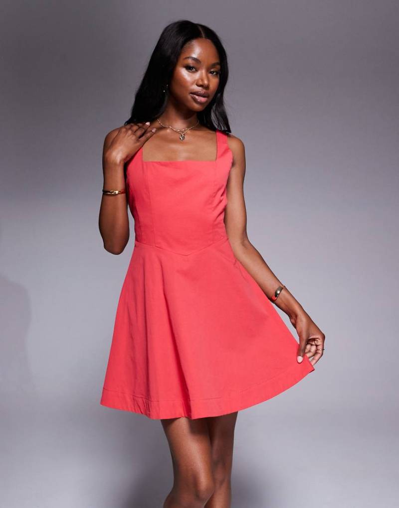 Rare London - Skater-Minikleid in Rot mit Schleifendetail am Rücken von Rare