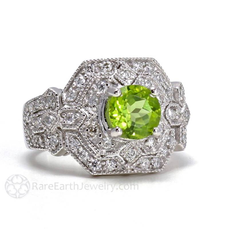 Art-Deco-stil Peridot Ring August Birthstone Und Diamant Vintage Inspirierte in 14K Gold Antique Pave Milgrain Rechte Hand Art-Deco-stil Peridot Ring August Birthstone Und Diamant Vintage Inspirierte in 14K Gold Antique Pave Milgrain Rechte Hand von RareEarth