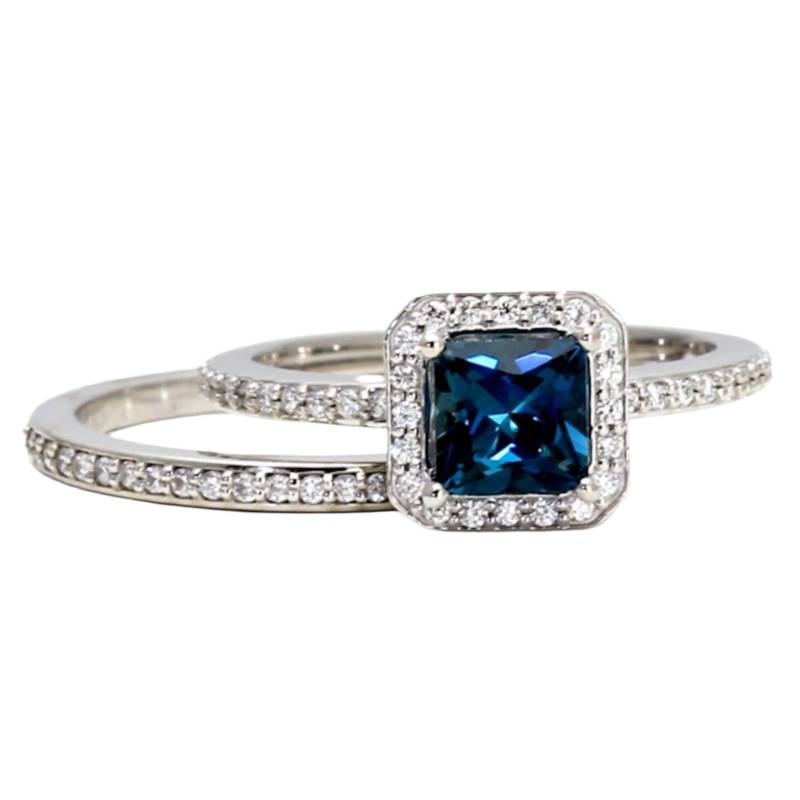 London Blautopas Verlobungsring Ehering Braut Set 14K Oder 18K Solid Gold Princess Square Diamant Halo Hochzeit Blauer Edelstein Ring von RareEarth