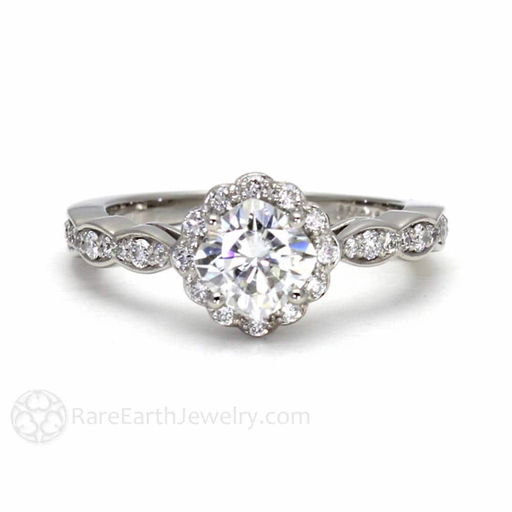 Platin Moissanite Diamant Kissenschliff Halo Verlobungsring Immer Ein Ring von RareEarth