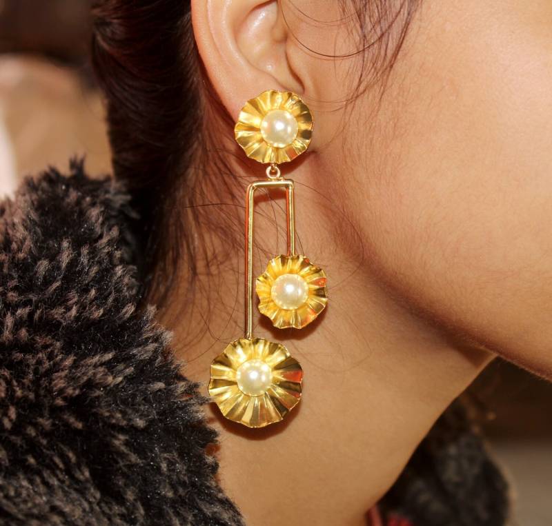 3, 26 "22Kt Vergoldet Perle & Multi Farbe Quarz Runde Stein Geknitterte Ohrringe Handgemachte Lange Strukturierte Party Wear Ohrring Geschenkidee von RareGemsNJewels